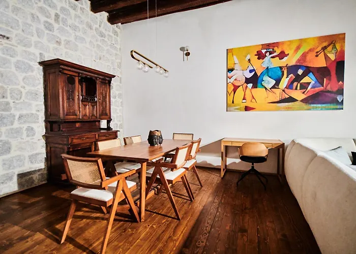 Luxury Palace Apartment